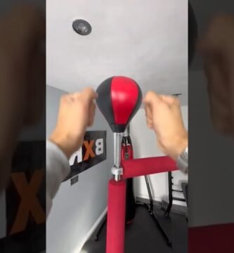 ¿Es seguro cuidados básicos del saco de boxeo en departamentos o espacios pequeños?